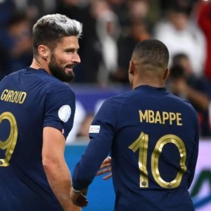 开云网址入口-摩纳哥组首秀效果佳，德尚重组中场or搬俱乐部套路