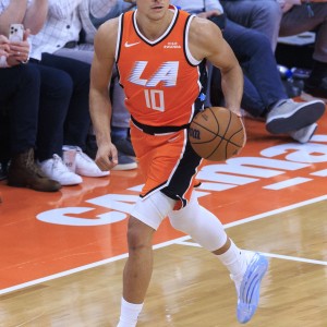 美记：快船愿意送走博格丹 想换一位能提升轮换实力的球员