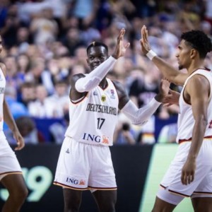 开云网址入口-欧锦赛B组形势一片混乱 死亡之组果然名不虚传